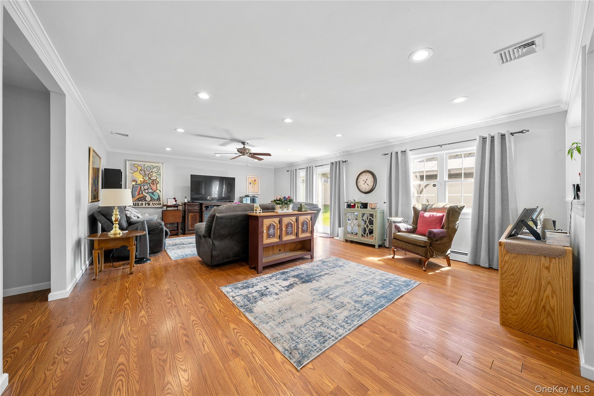 50 Penn Street Property Photo 10