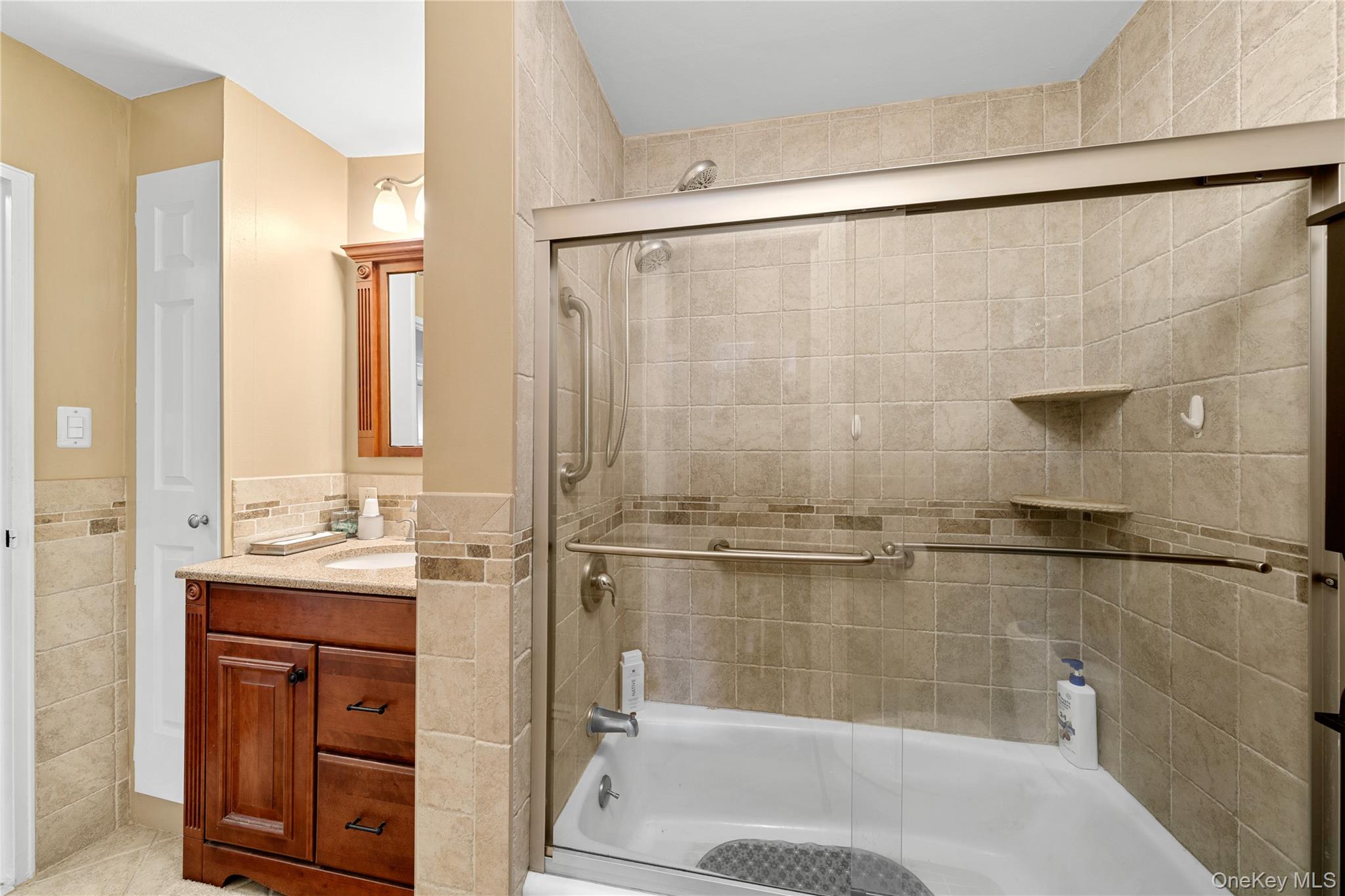 50 Penn Street Property Photo 17