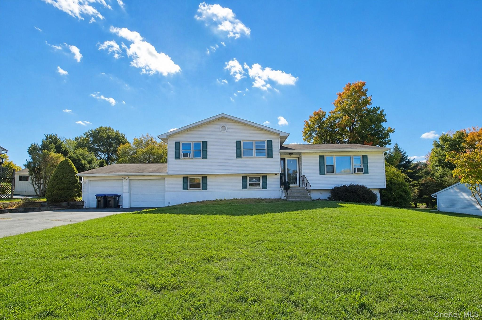 61 Decker Drive Property Photo 2