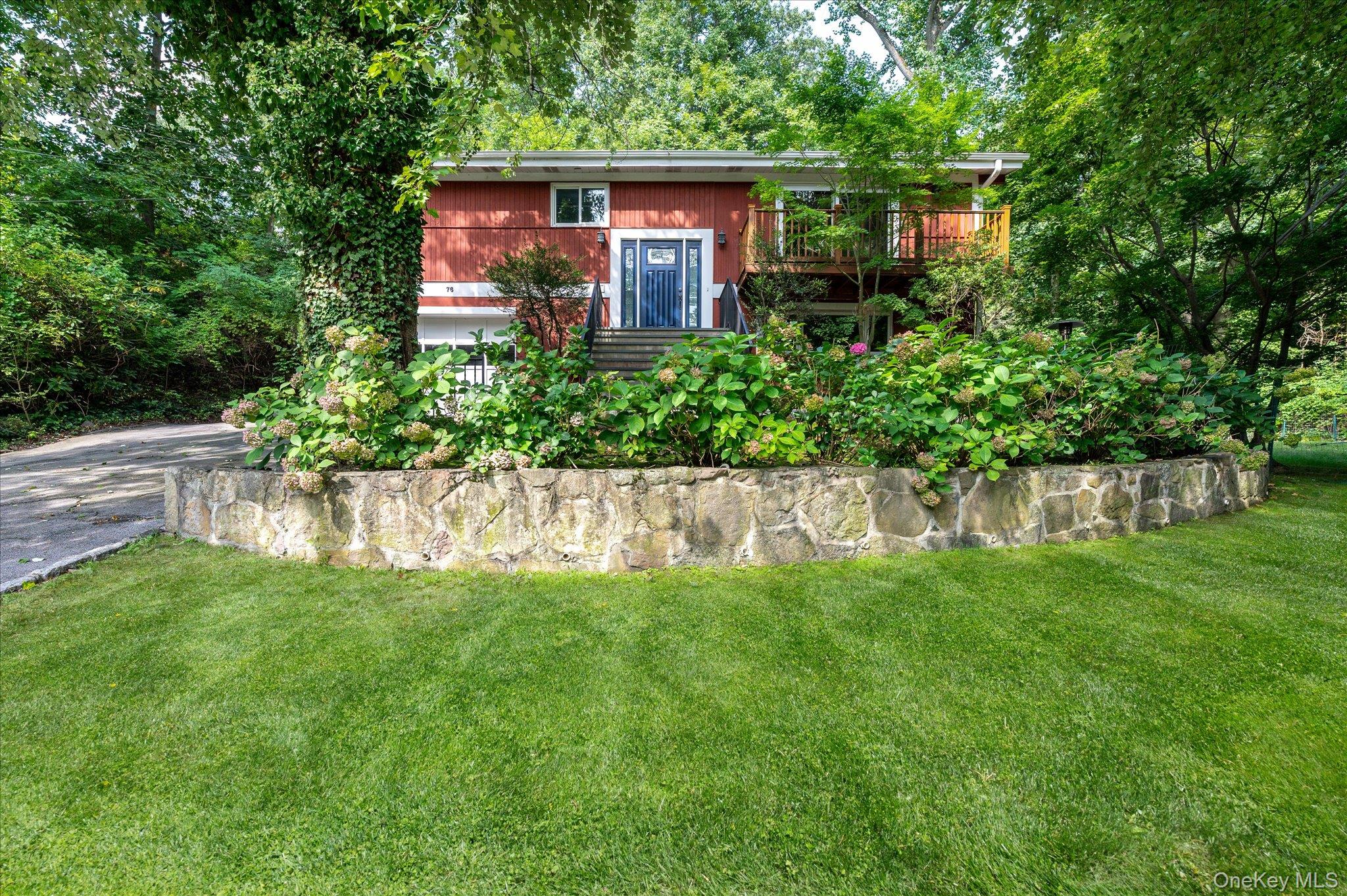 76 Old Tarrytown Road Property Photo 1
