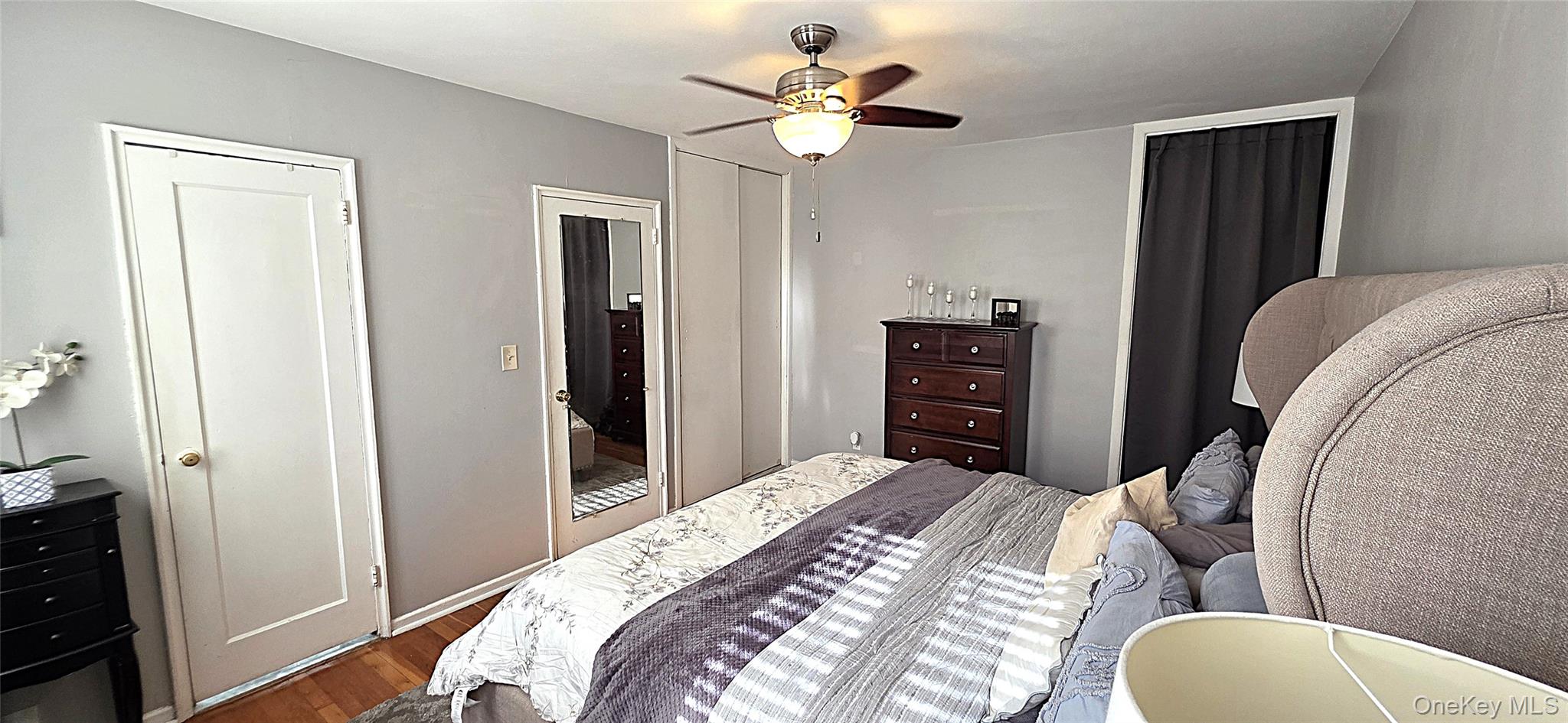 54 Lawrence Drive D Property Photo 23