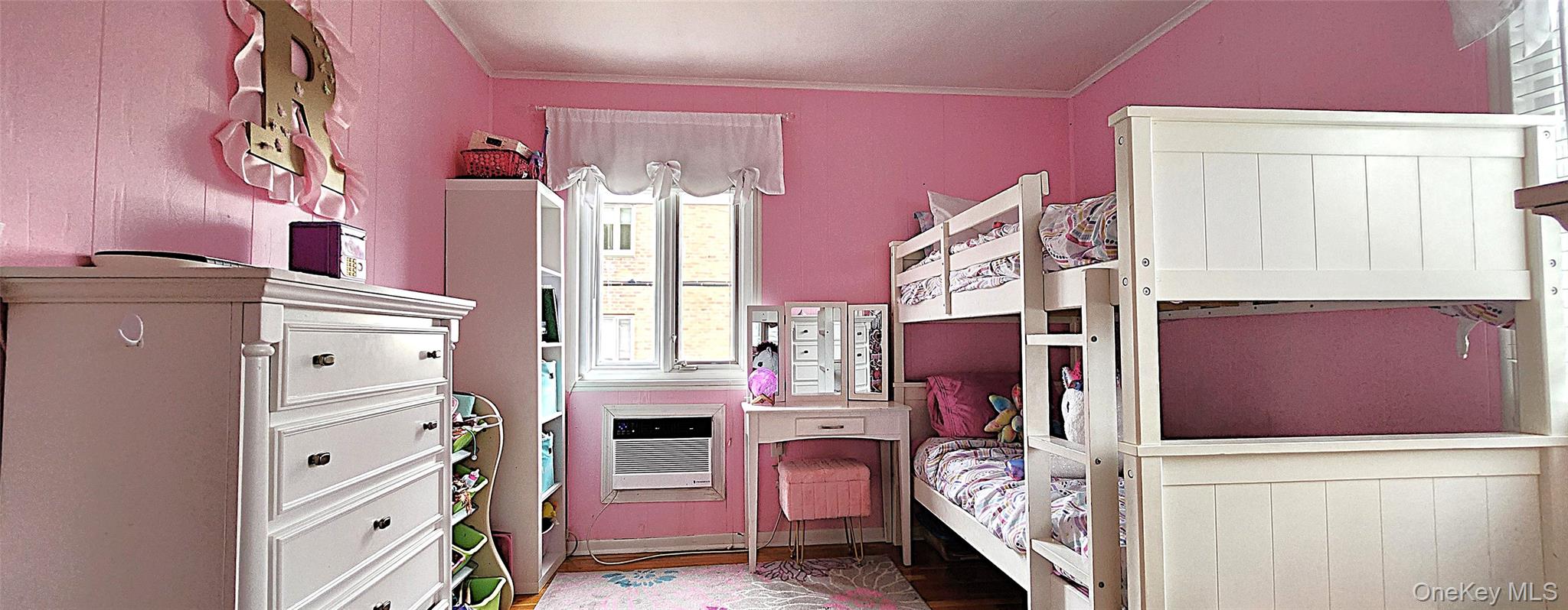 54 Lawrence Drive D Property Photo 30