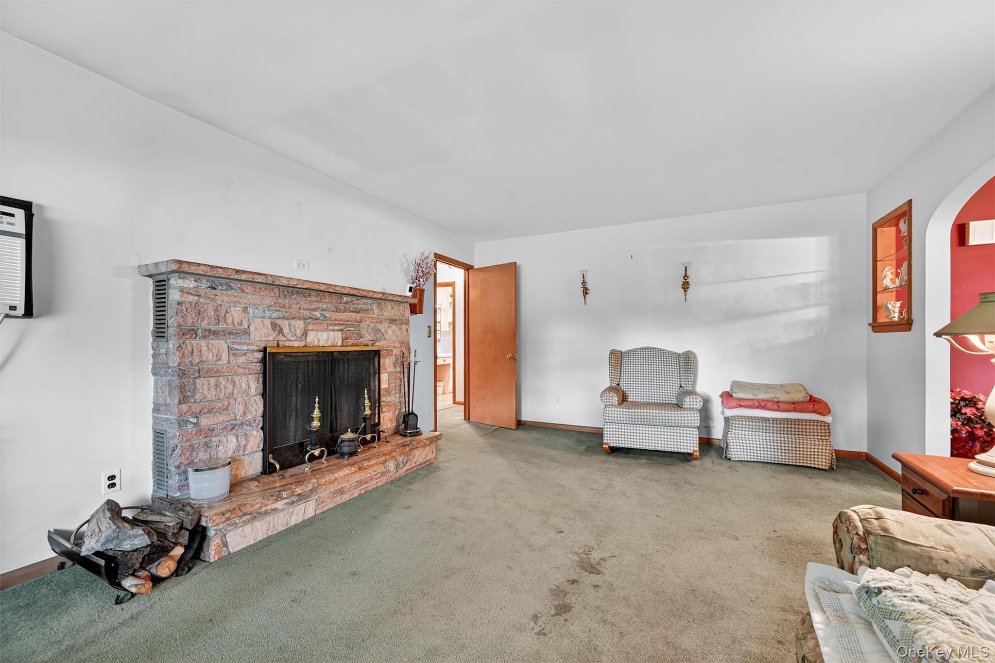 145 S Main Street Property Photo 18