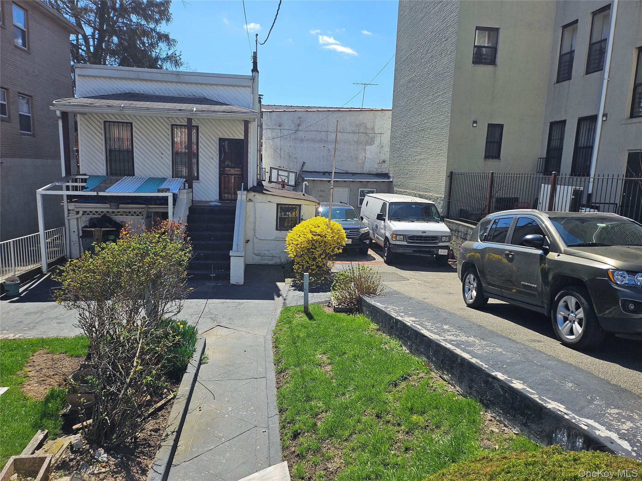 956 Hegeman Avenue Property Photo 1