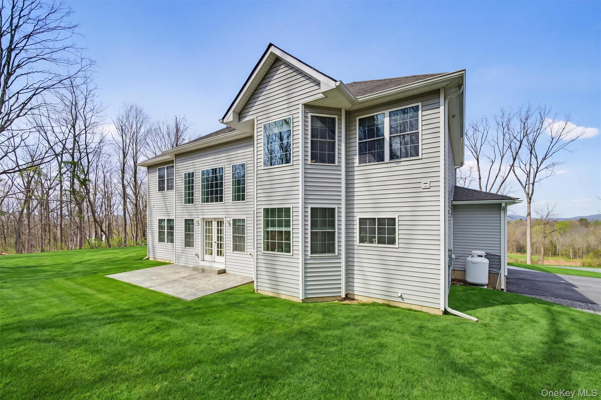 1575 Route 17a Property Photo 3