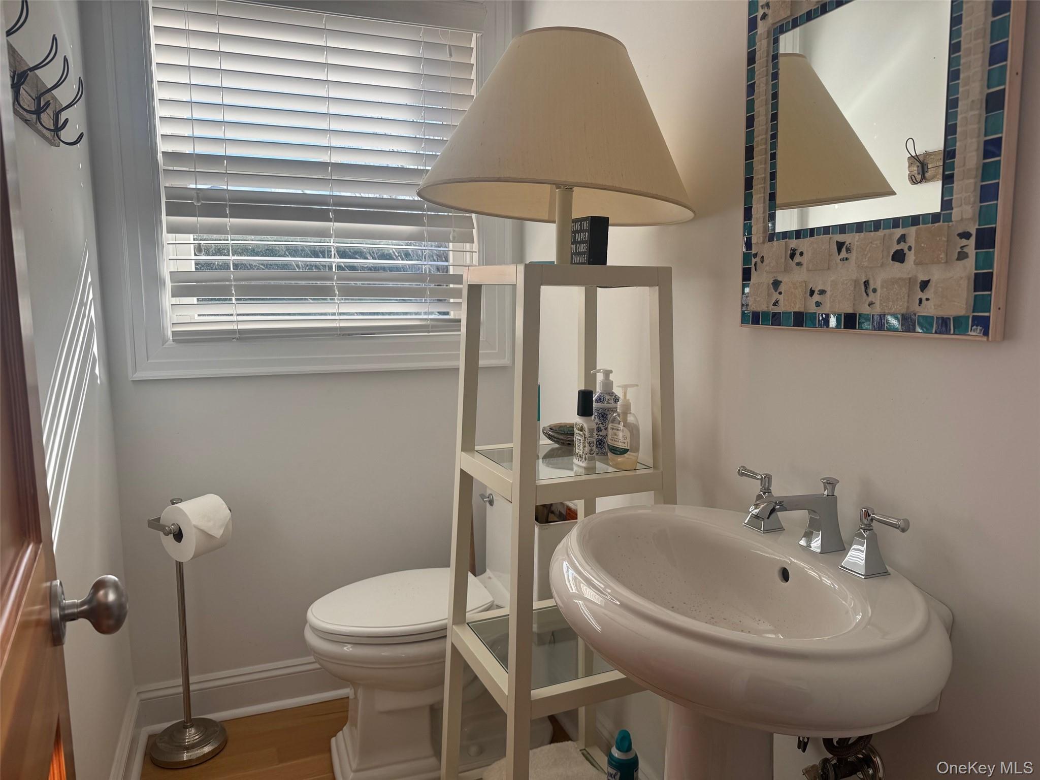 982477 Property Photo 4