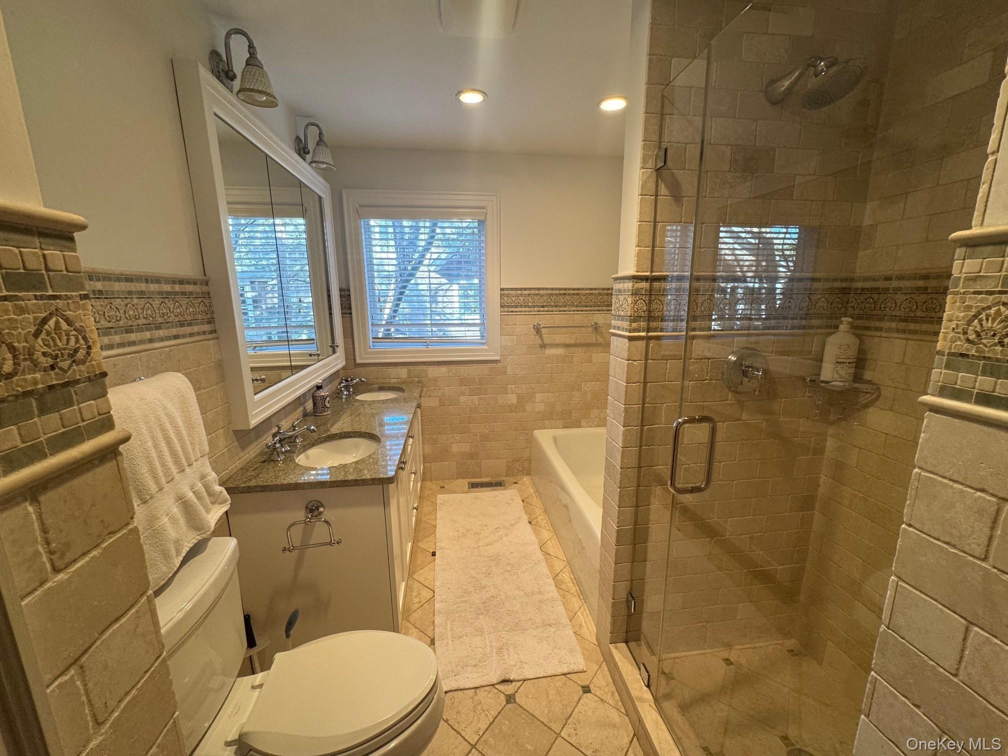 982477 Property Photo 10