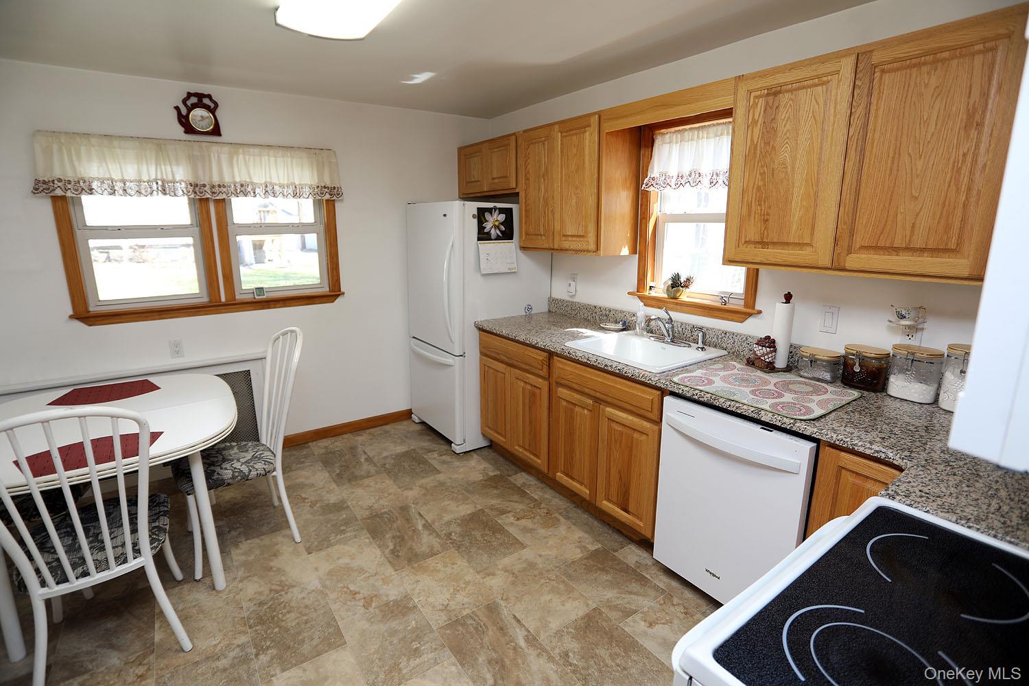 11 Highview Avenue Property Photo 16