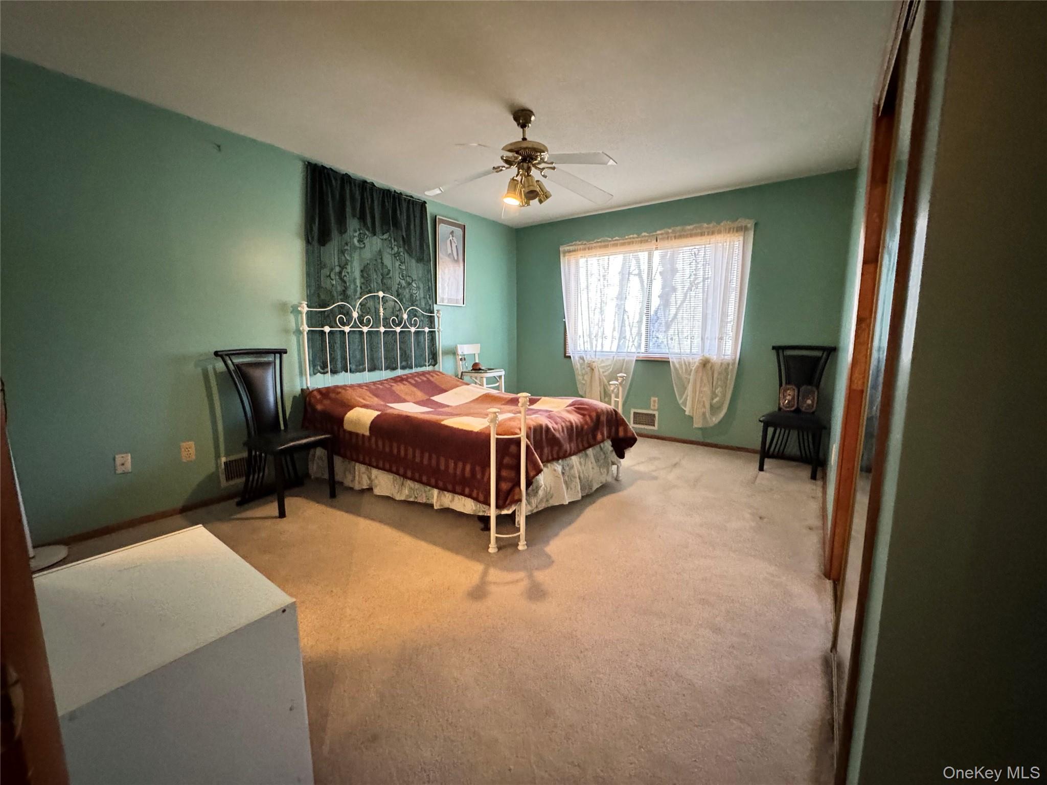 27 Gina Lane Property Photo 17