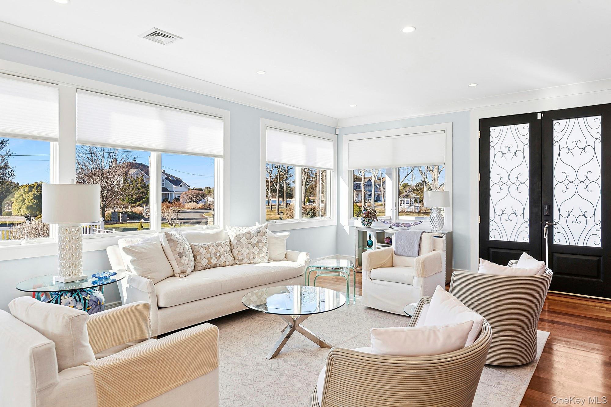 8 Canal Way Property Photo 5