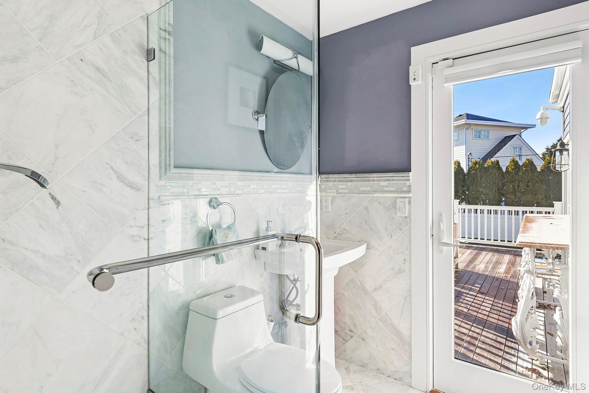 8 Canal Way Property Photo 11