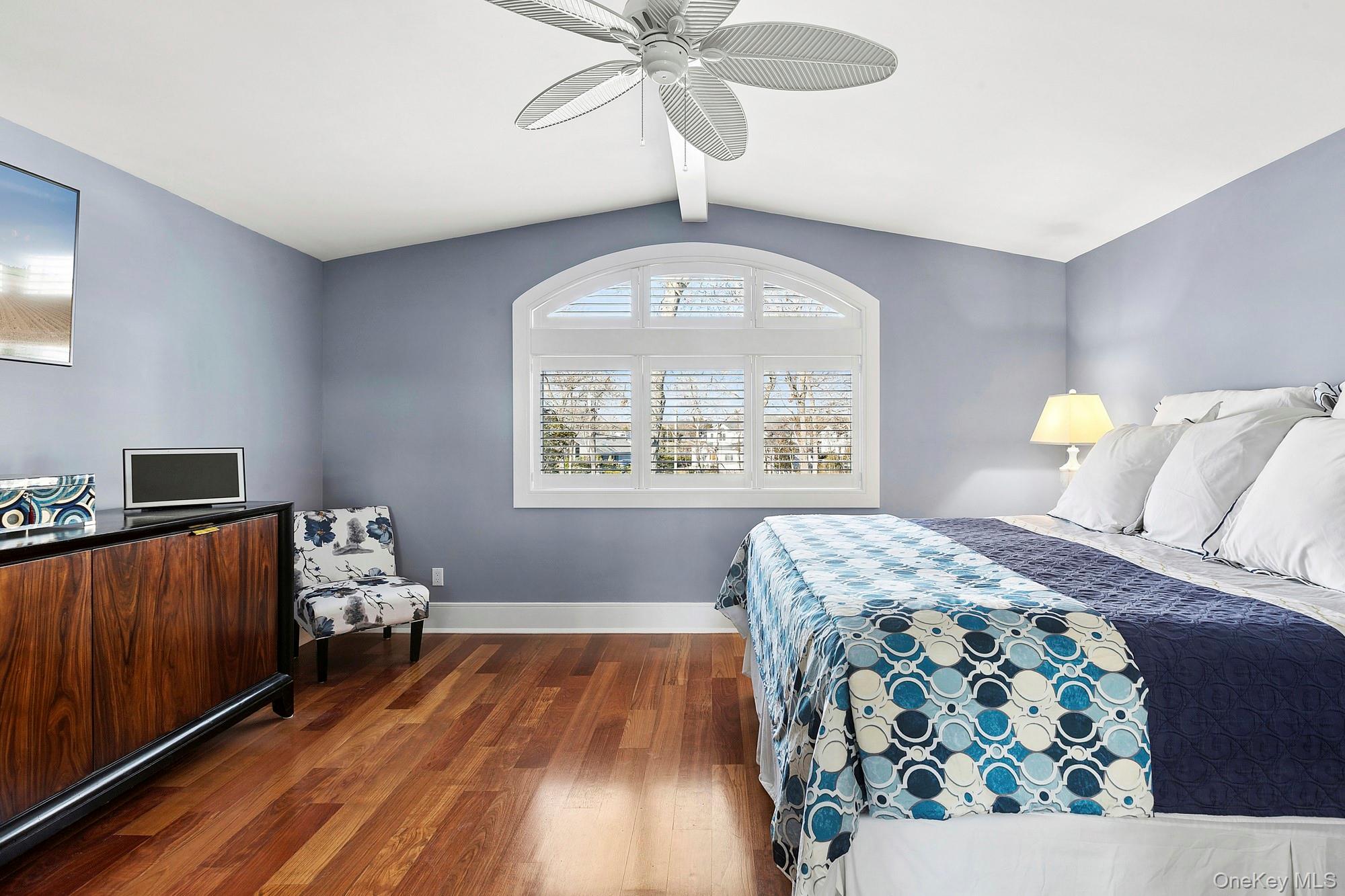 8 Canal Way Property Photo 15