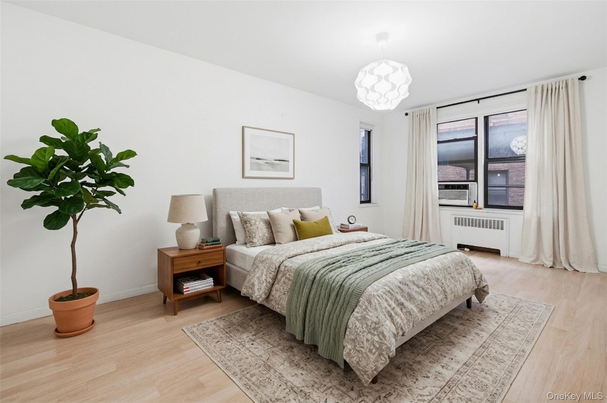 10 N Broadway 1k Property Photo 19