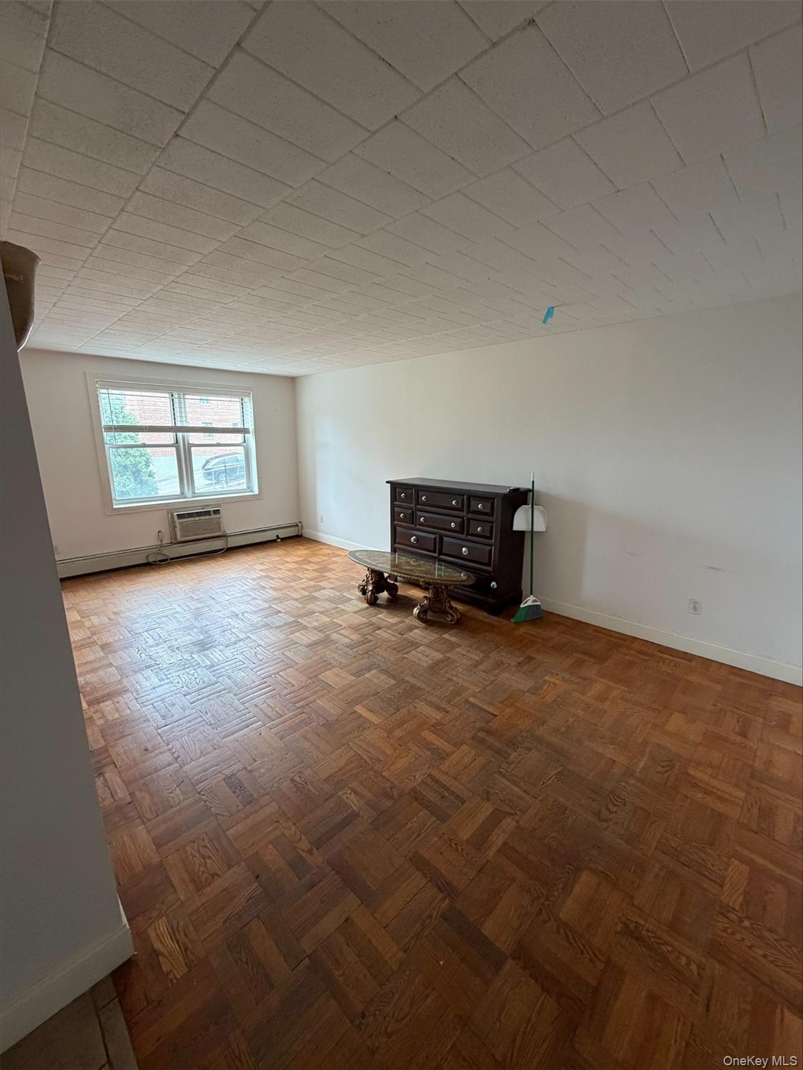 510 Midland Avenue 2C Property Photo 1