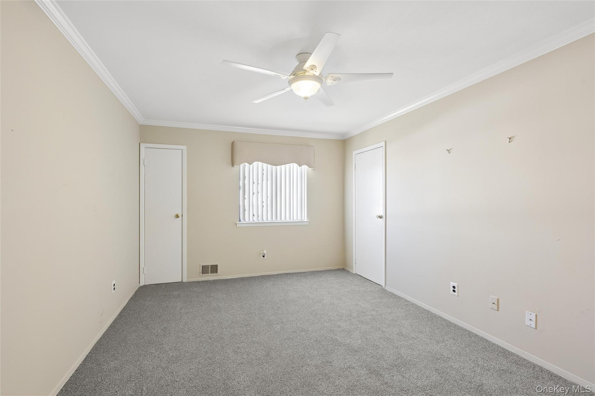 100 S Cambridge Drive 100 Property Photo 22