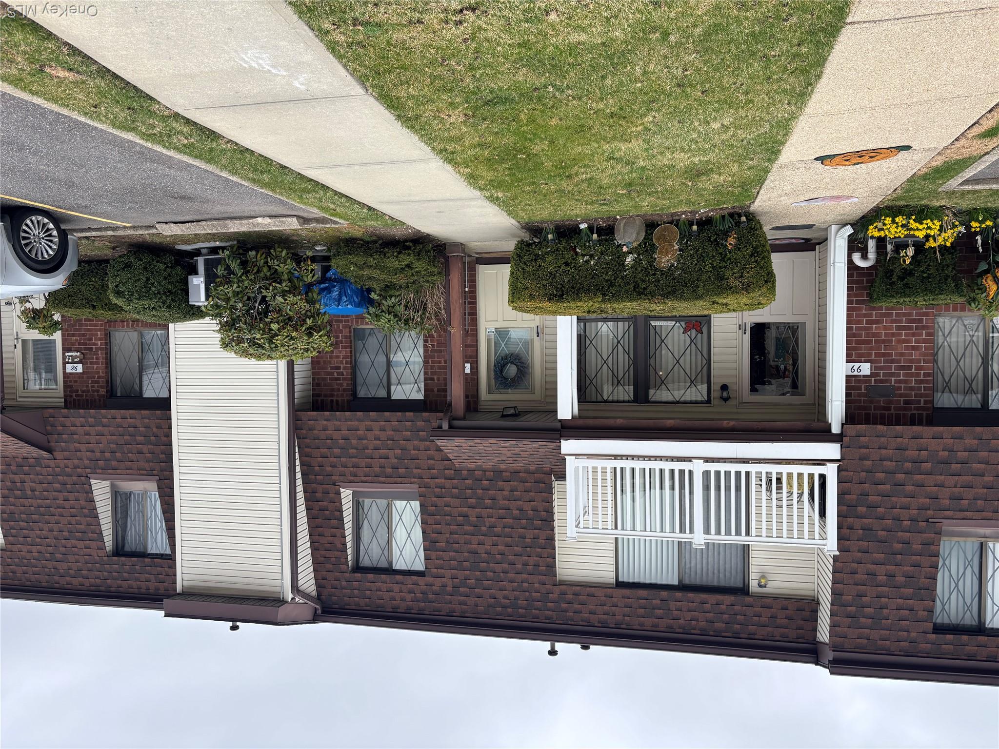 100 S Cambridge Drive 100 Property Photo 33