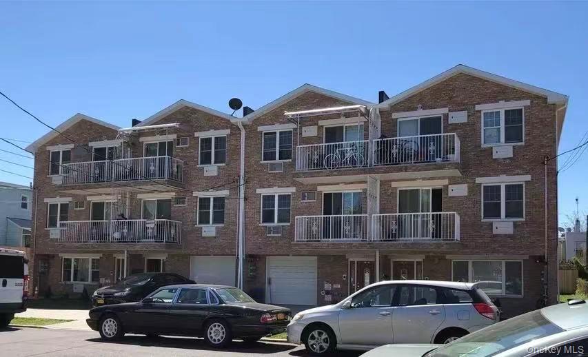 6728 48th Avenue Property Photo 1