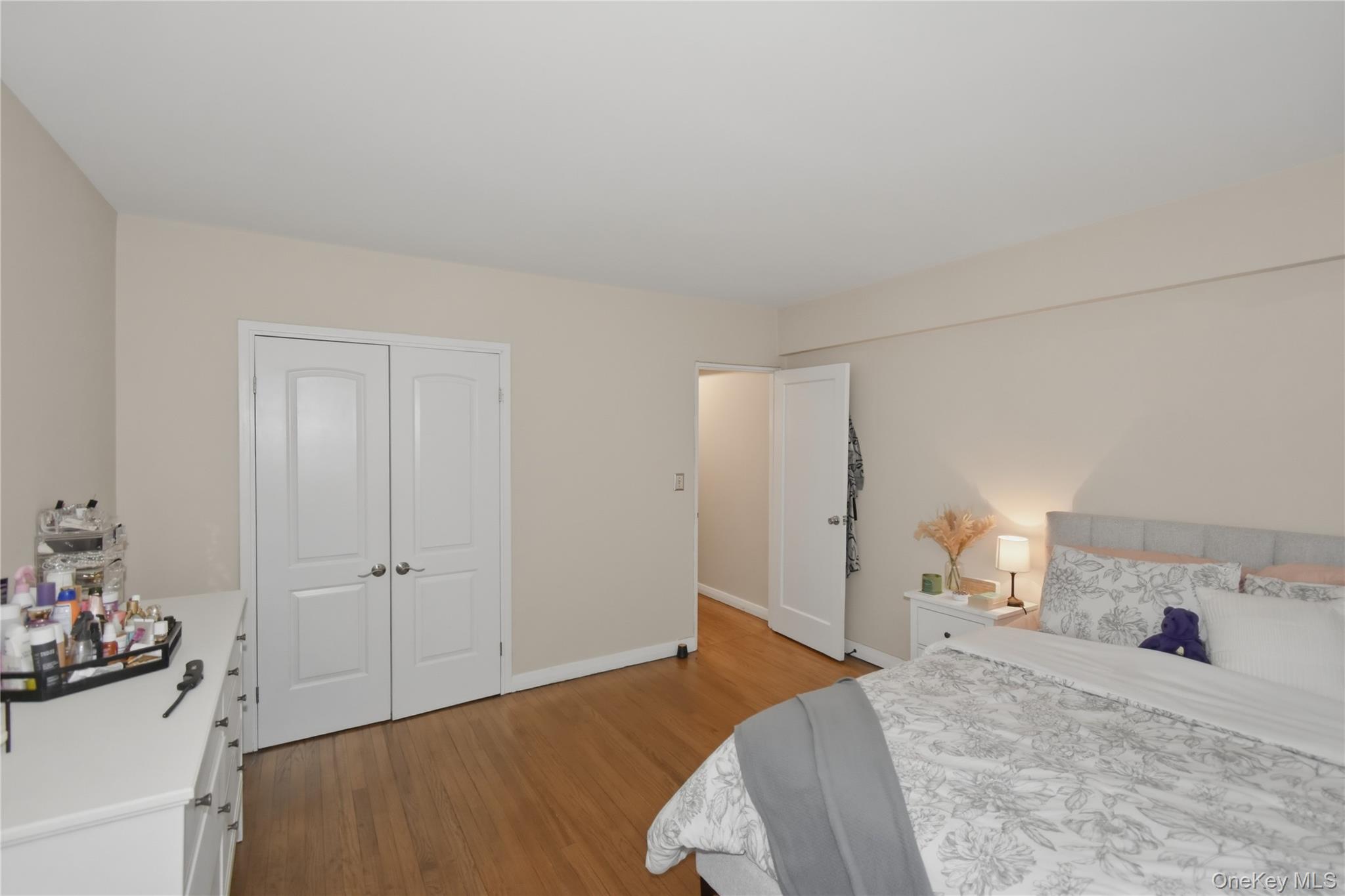280 Collins Avenue 6i Property Photo 12