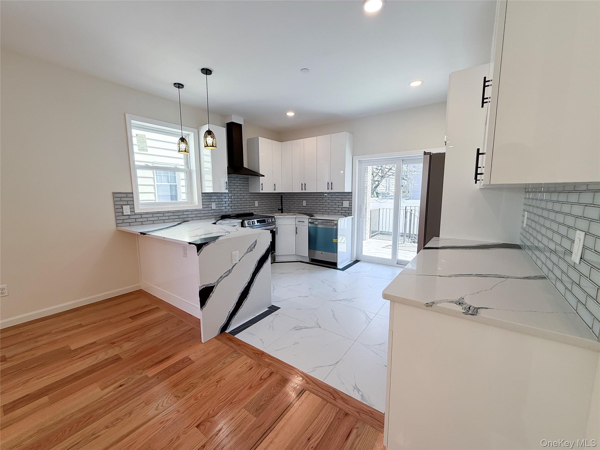 3174 Valhalla Drive Property Photo 8