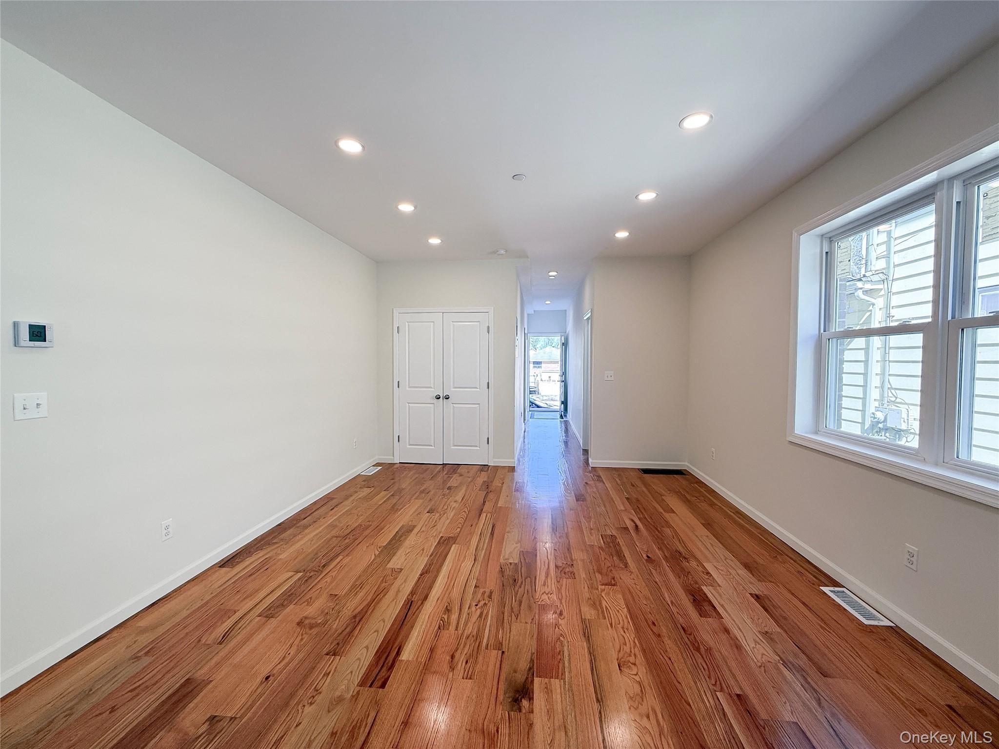 3174 Valhalla Drive Property Photo 11