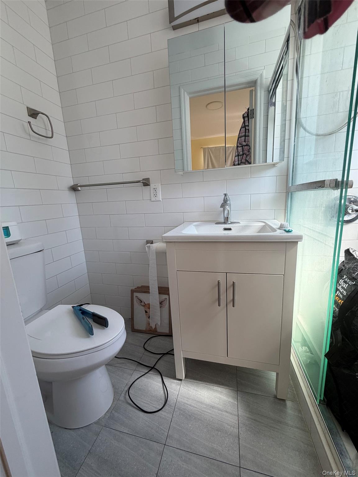 2222 Lee Street Property Photo 15