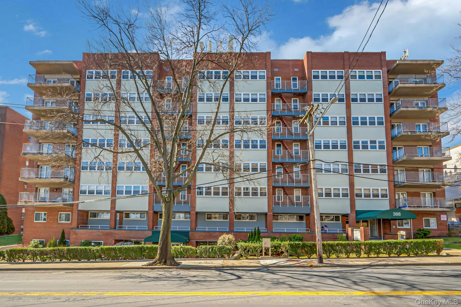 370 Westchester Avenue 6M Property Photo 1