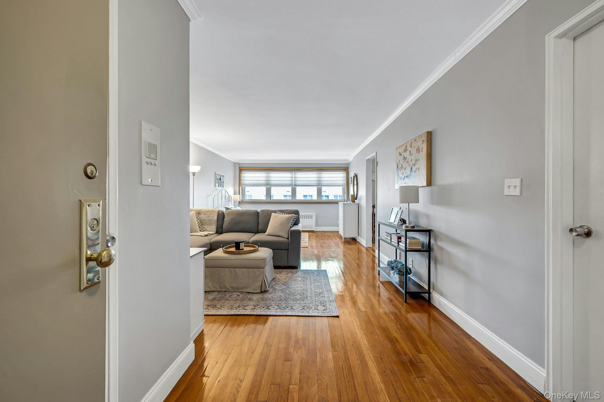 370 Westchester Avenue 6m Property Photo 5