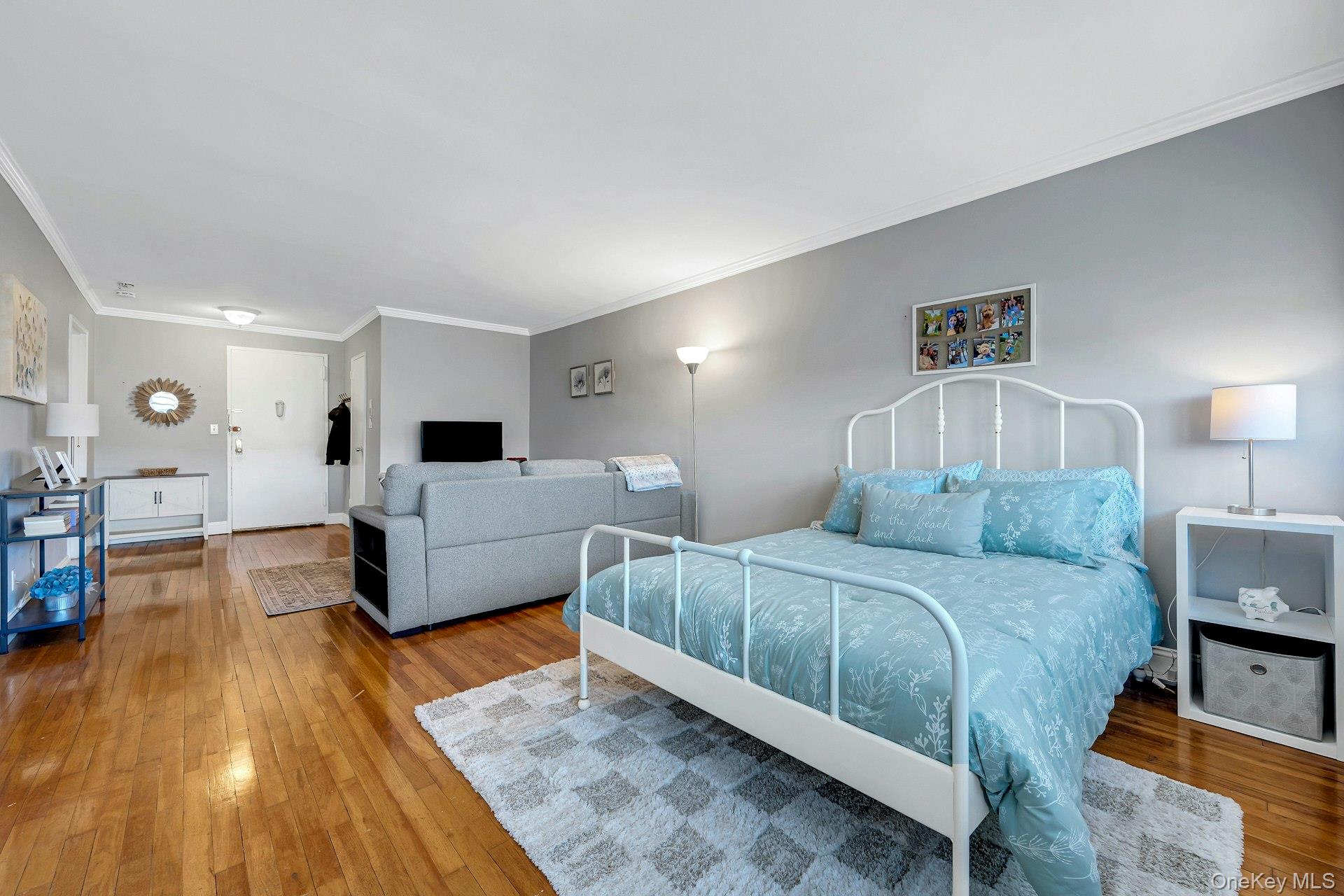 370 Westchester Avenue 6m Property Photo 8