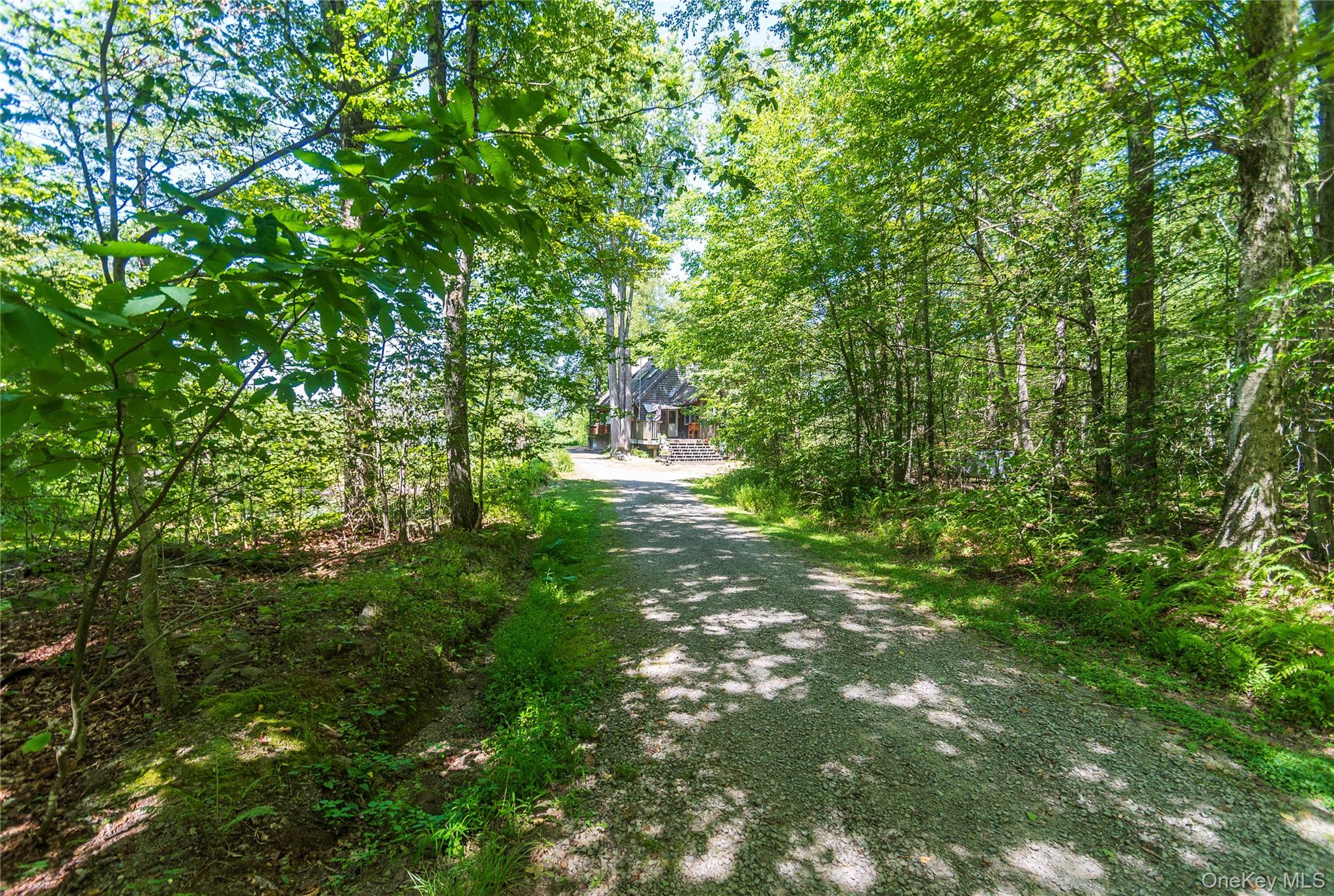 885 Grandview Road Property Photo 7