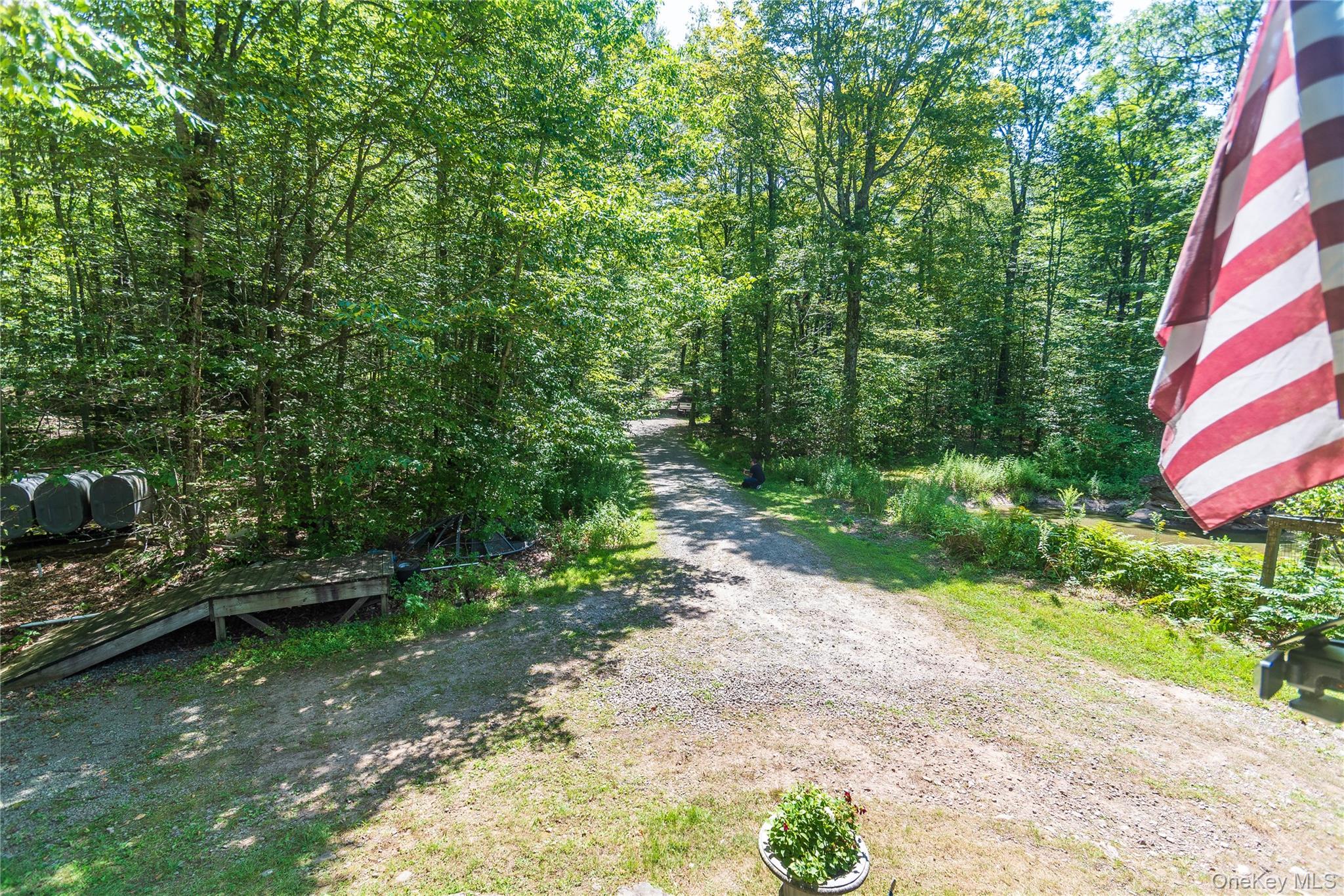 885 Grandview Road Property Photo 11