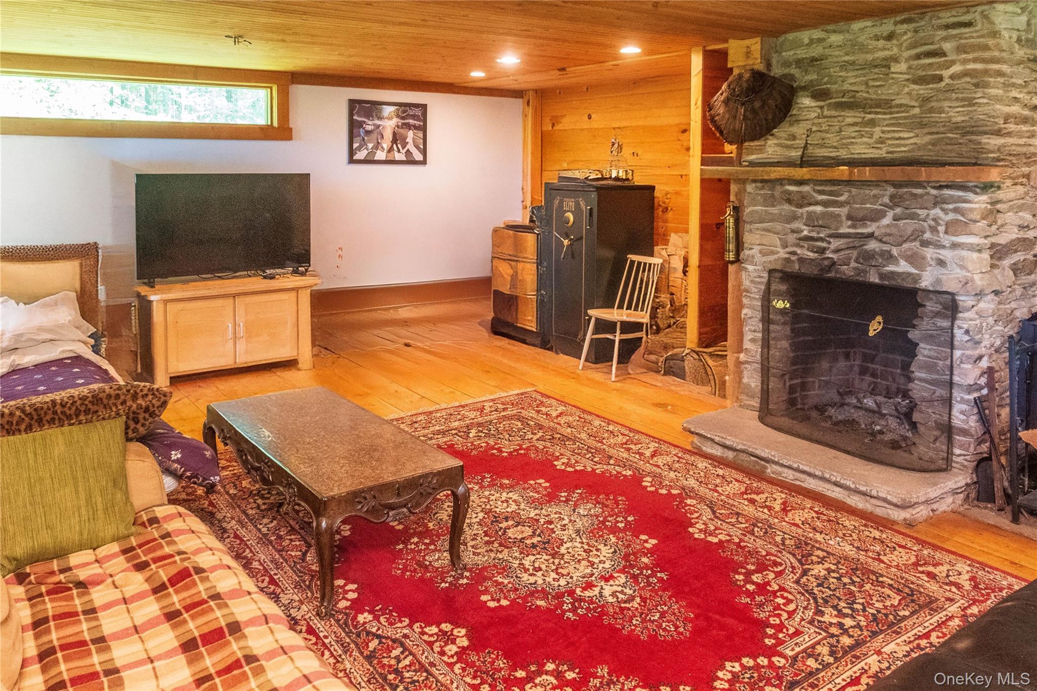 885 Grandview Road Property Photo 41