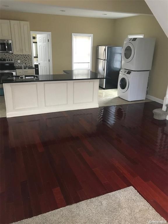 982609 Property Photo 6