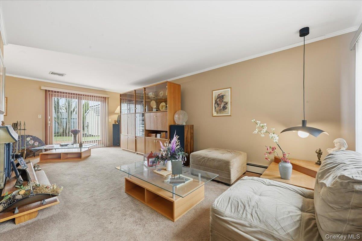 16 Seaway Drive Property Photo 6