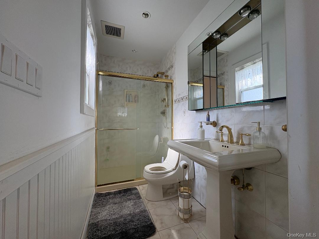25 Rutland Road Property Photo 6