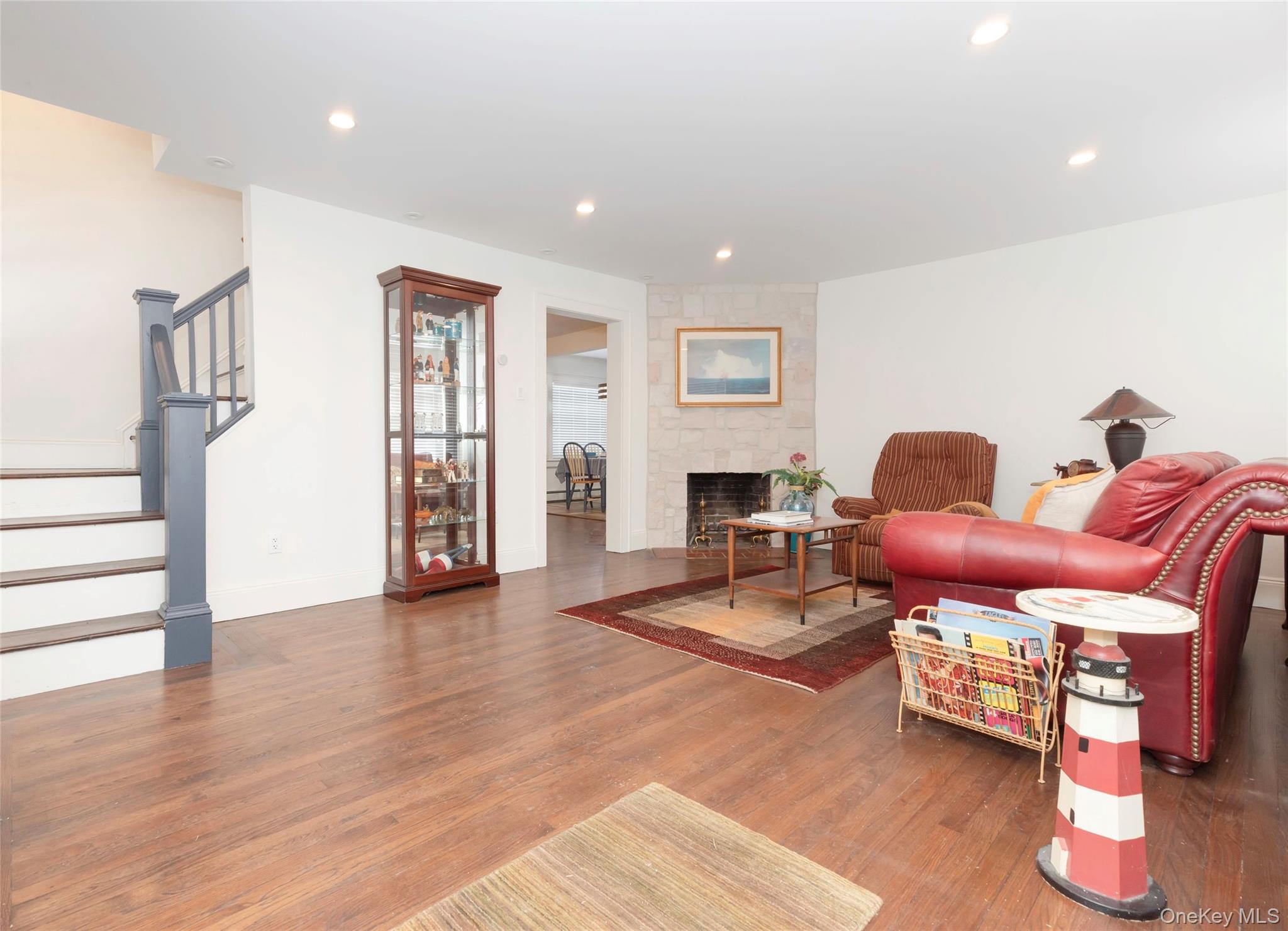 211 Bowne Street Property Photo 2