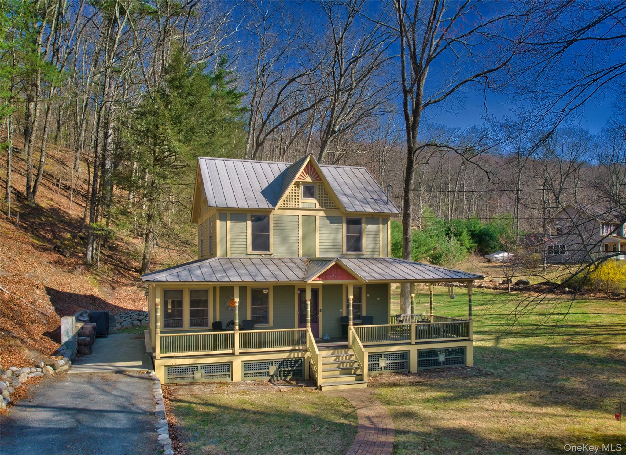 1193 South Road Property Photo 1