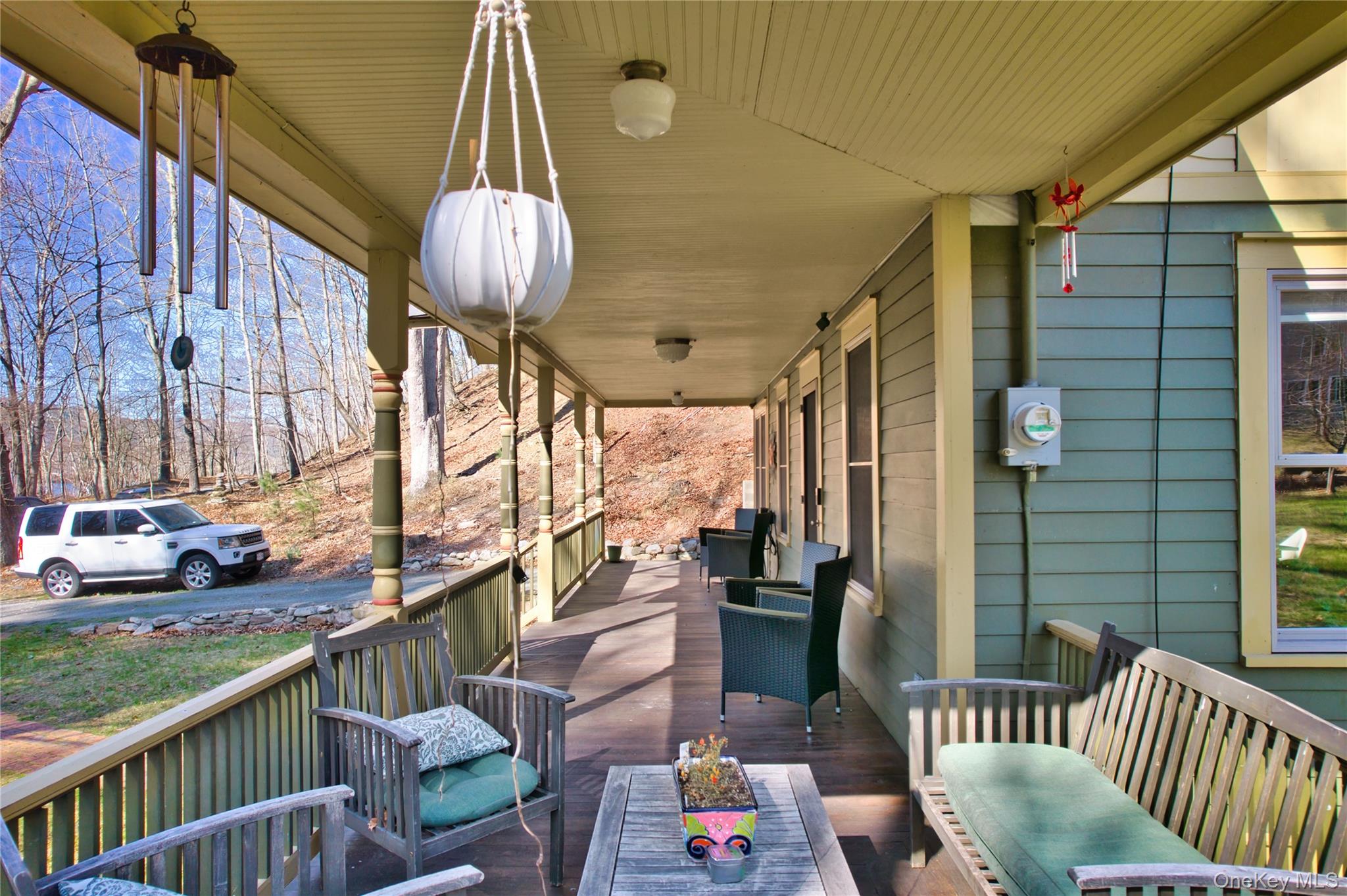 1193 South Road Property Photo 4