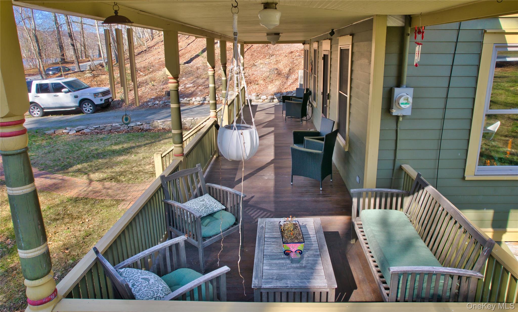 1193 South Road Property Photo 7