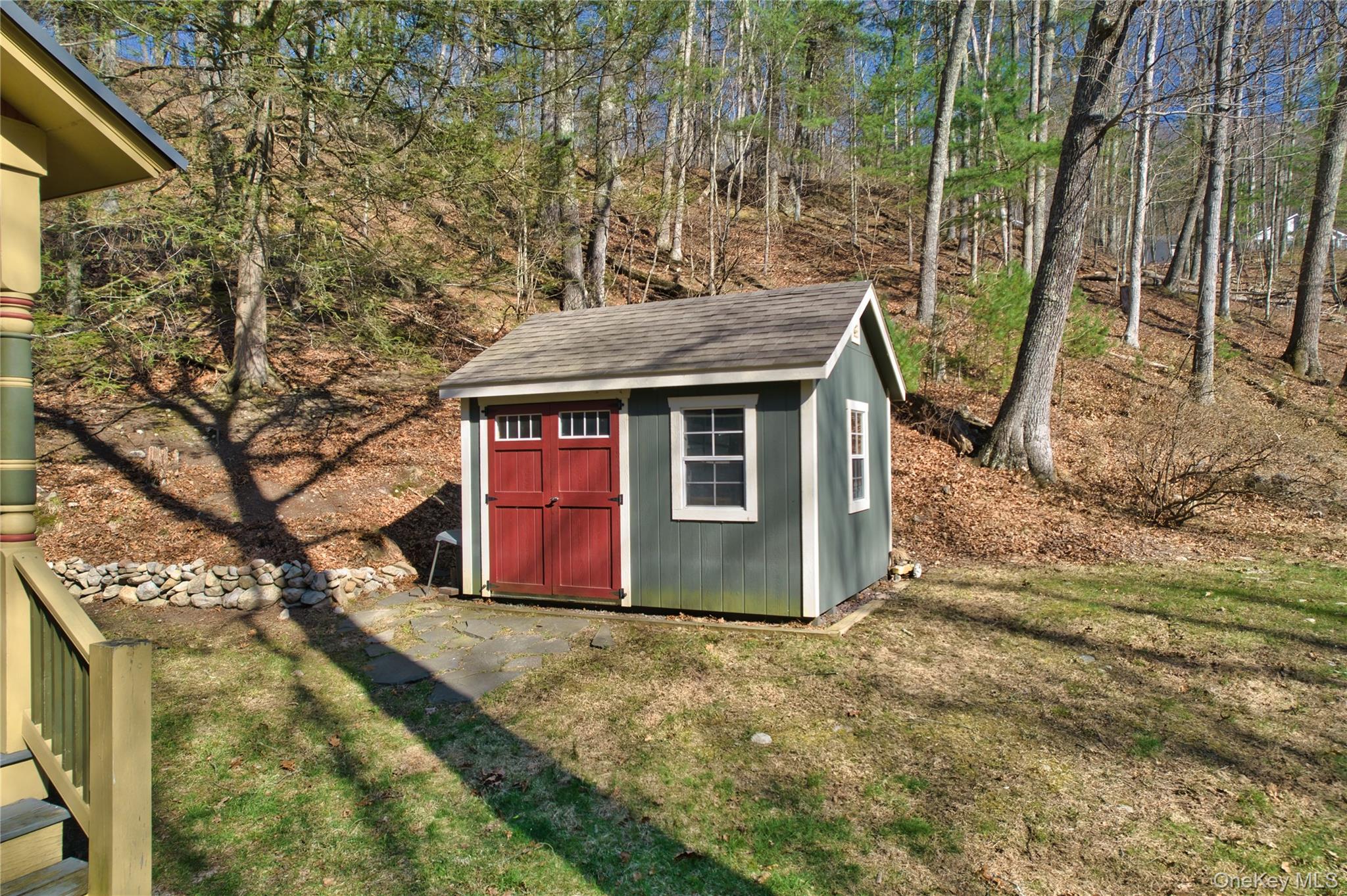 1193 South Road Property Photo 9