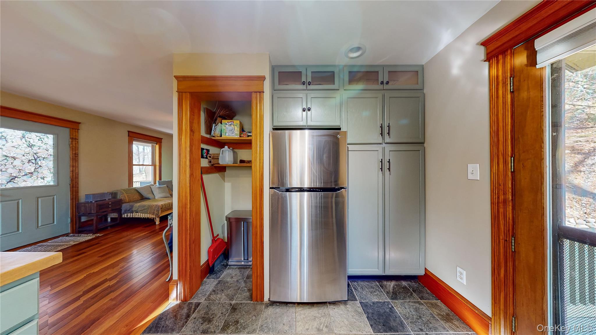 1193 South Road Property Photo 17