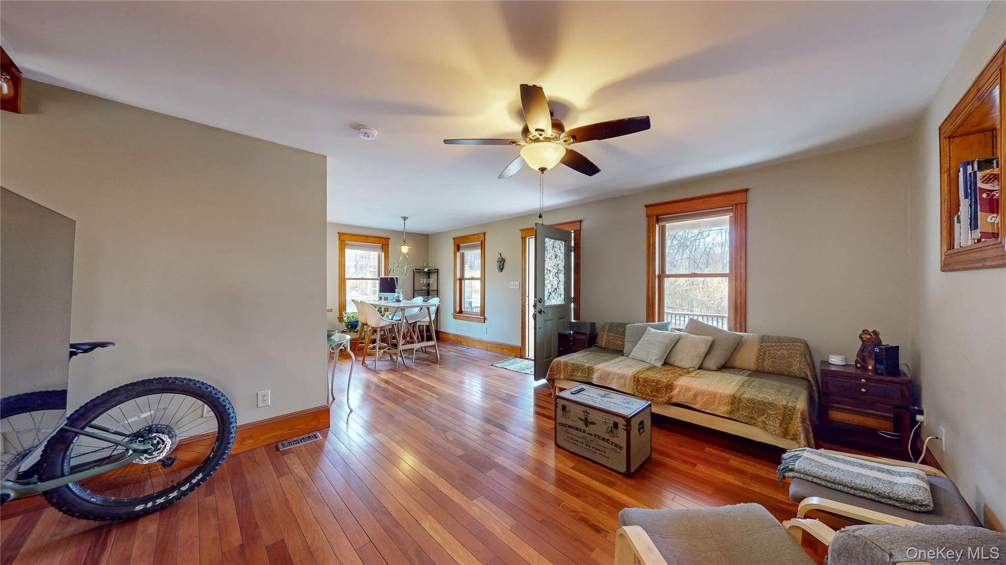 1193 South Road Property Photo 21
