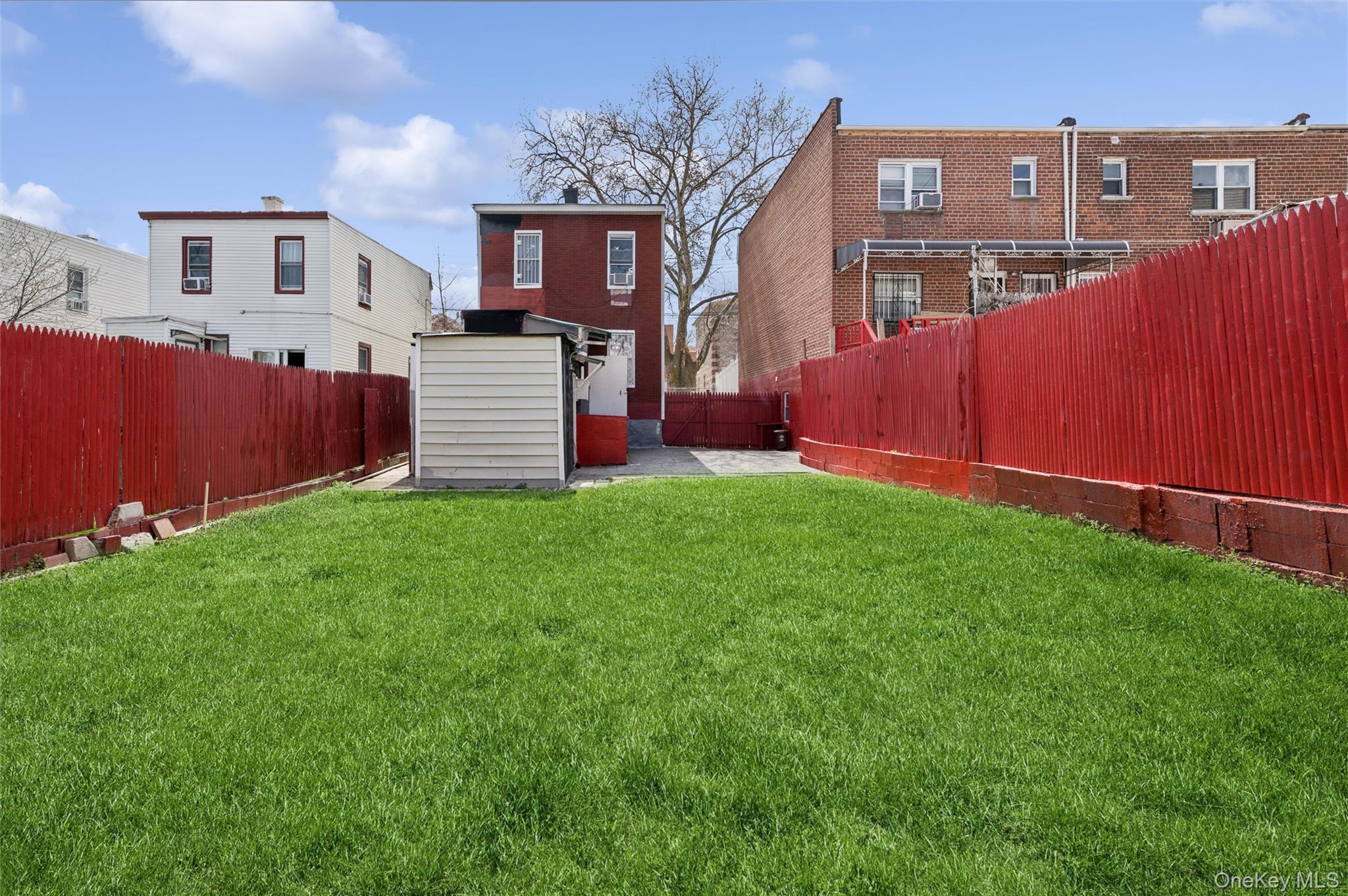 2311 Ellis Avenue Property Photo 1