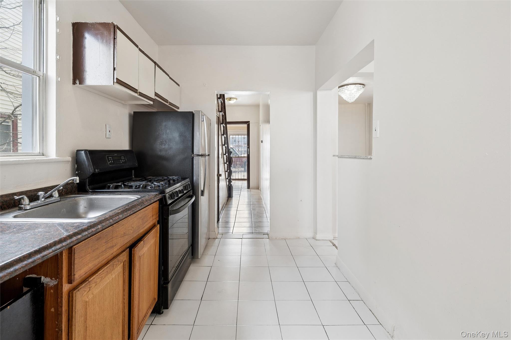 2311 Ellis Avenue Property Photo 8