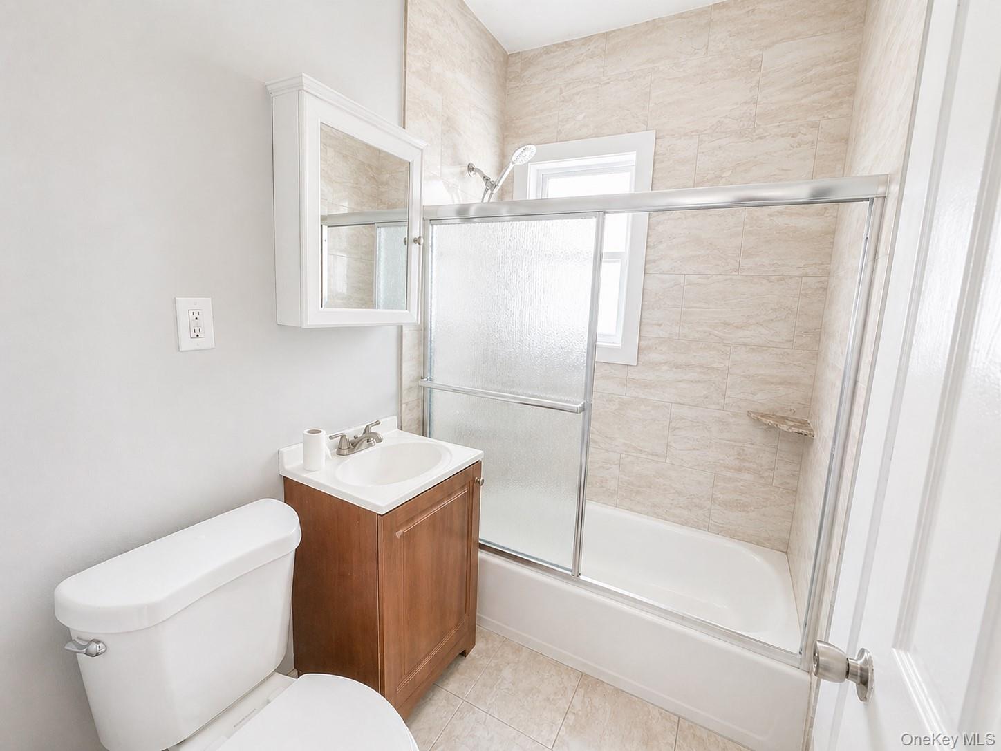 144 Mansion Street 6 Property Photo 3