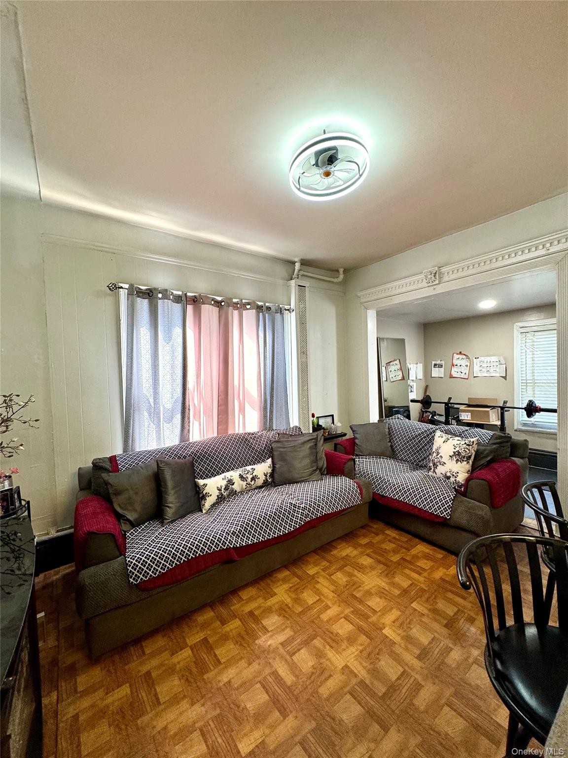 1811 Parkview Avenue Property Photo 3