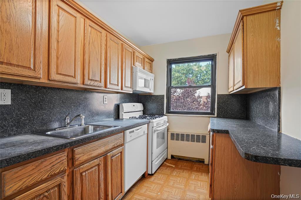 90-55 Shore Parkway 68 Property Photo 2