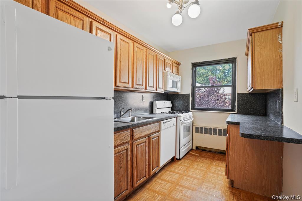 90-55 Shore Parkway 68 Property Photo 3
