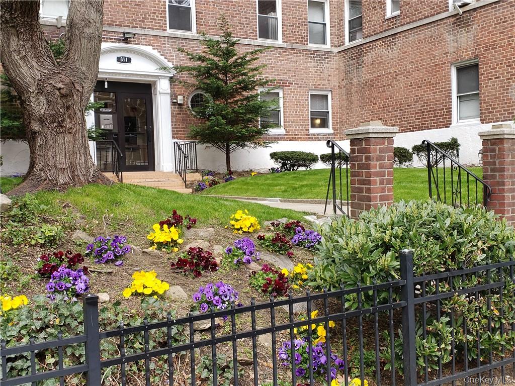 811 Bronx River Road 1 C Property Photo 1