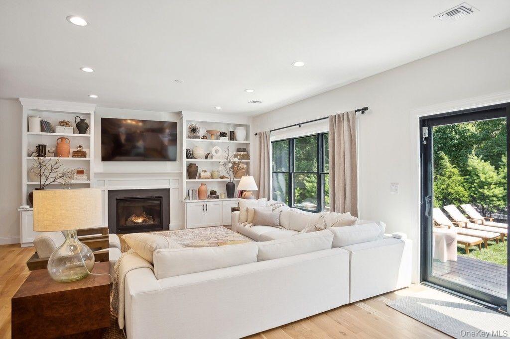 4 Squaw Road Property Photo 9
