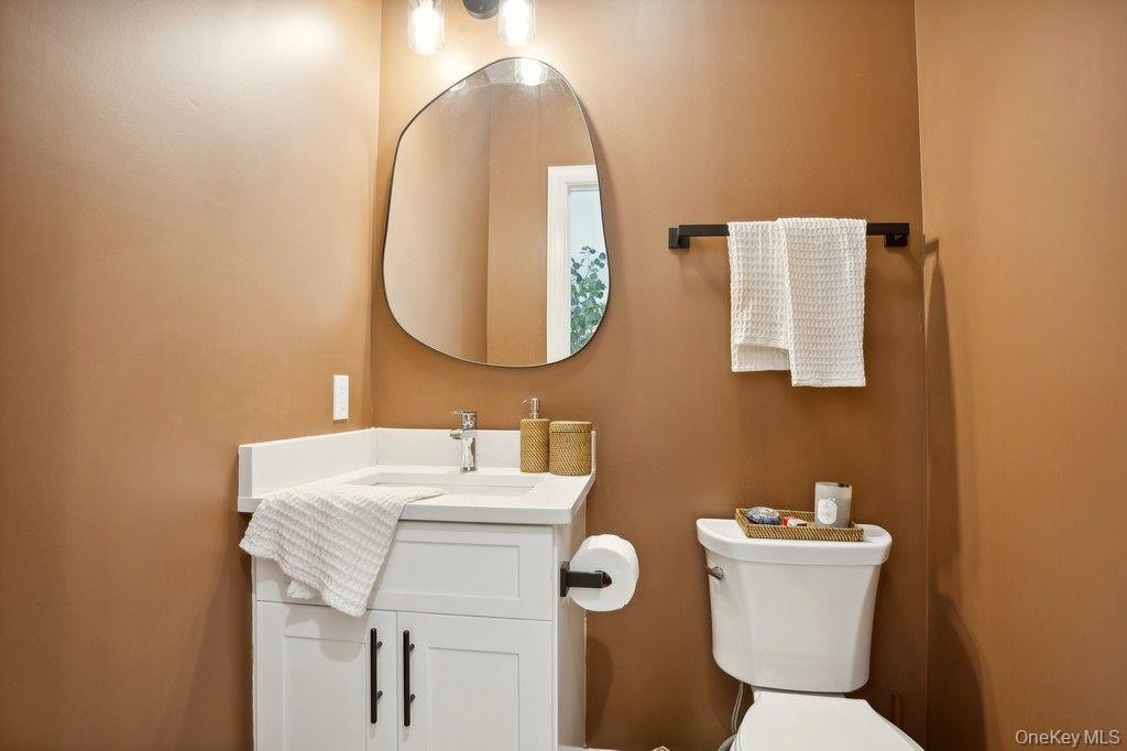 4 Squaw Road Property Photo 13